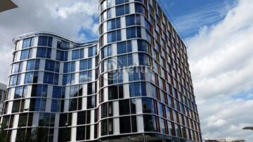O importantă realizare a firmei o constituie structura exterioară de design folosind profile din aluminiu, a noii clădiri a Parlamentului European din Strasbourg