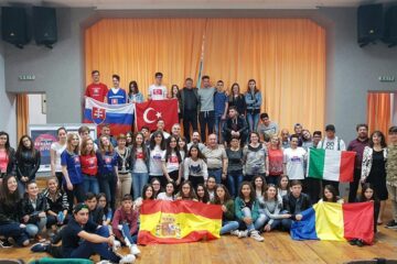Proiectul „Forensics and Creative Theatre” cu elevii liceului din Dumbrăveni
