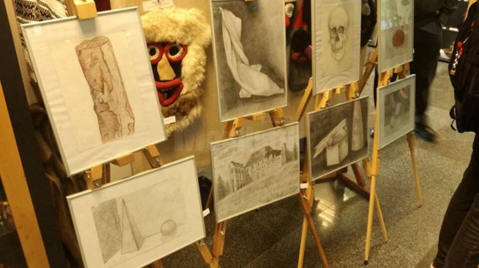 Expoziția „Șoptiri creative”