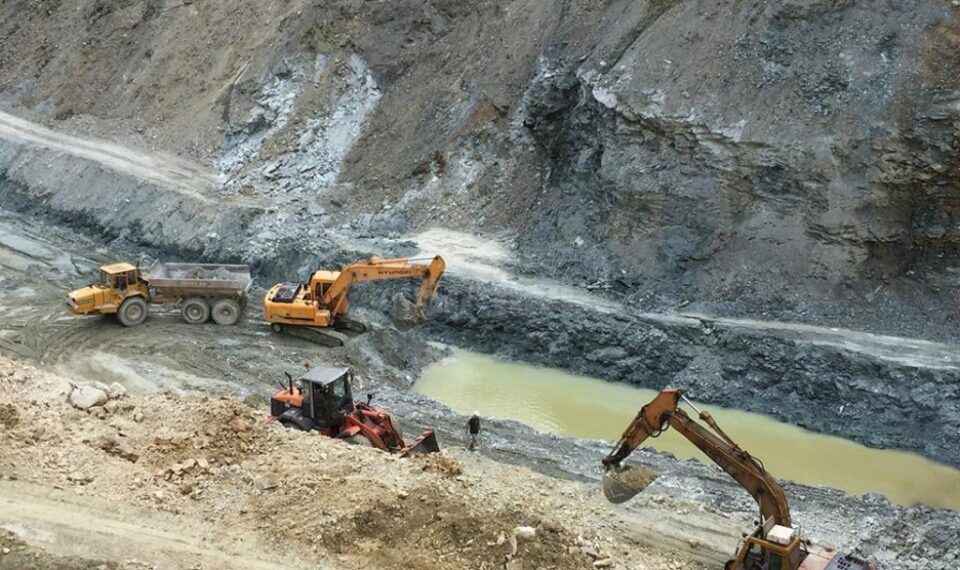 Exploatare la mina de la Mănăila