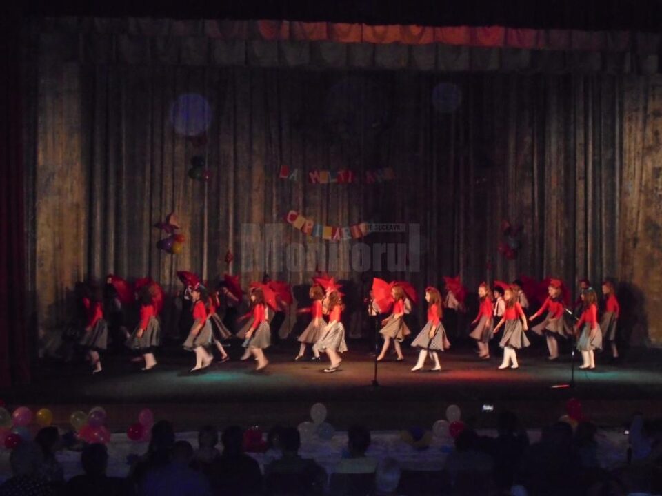 „Jocurile copilăriei”, serbare la Școala Gimnazială Nr. 1 Suceava