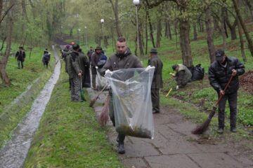 Silvicultorii suceveni au mai organizat o acțiune de igienizare în primăvară