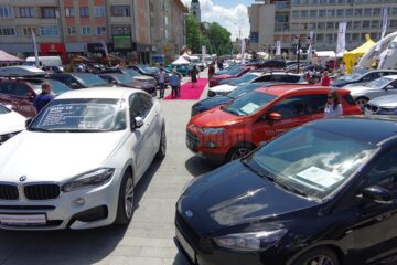 Salonul Auto Bucovina, cea mai mare expoziție de mașini din regiune, s-a deschis ieri la Suceava