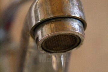 Apa rece și apa caldă se opresc luni în zona străzii Tipografiei