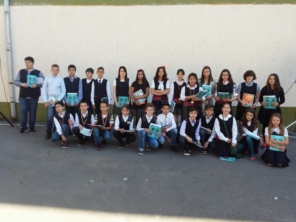 111.975 de elevi și preșcolari suceveni au intrat în vacanța de vară