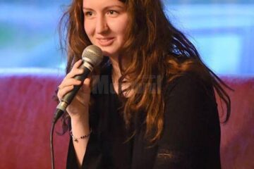 Andra Mihăilescu - Premiul I la secțiunea Bilete de papagal (grupaj de poezie)