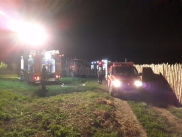 Incendiu puternic la o cabană din lemn din Mitocu Dragomirnei