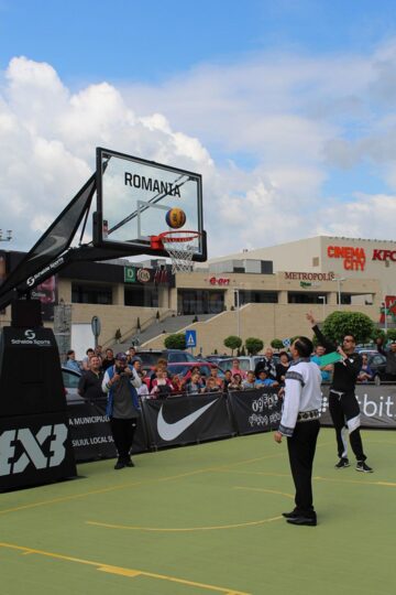 Meciul Vedetelor, atracția competiției sportive Castorii Suceava Streetball