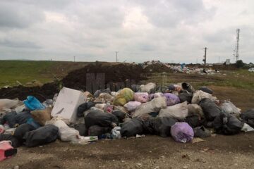 Așa arată groapa ilegală de gunoi de la Bosanci