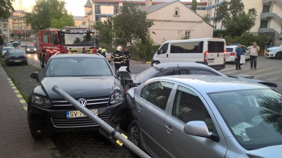 Cele trei mașini implicate în accident