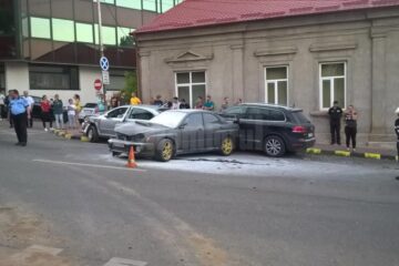 Cele trei mașini implicate în accident