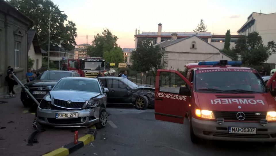 Cele trei mașini implicate în accident