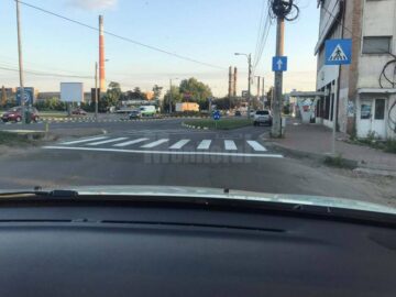 Trecerea de pietoni a fost refăcuta, luni, în conformitate cu normele legale