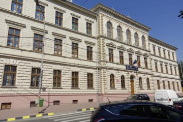 Probele scrise la bacalaureat se vor desfășura în 16 centre de examen