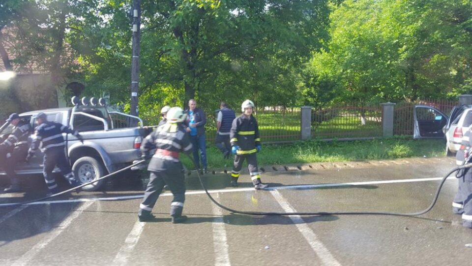 Autoturismul de teren care venea dinspre Frasin, al cărui șofer s-a trezit cu VW-ul în față