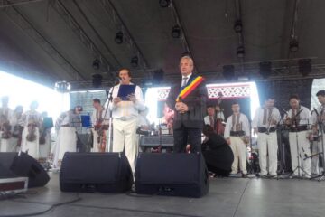 Ion Lungu a oferit diploma de cetatean de onoare maestrului Botgros