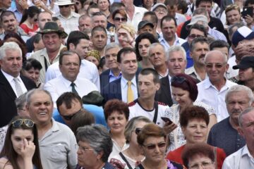 Orban a asistat în mulțime la concertul maestrului Nicolae Botgos și al orchestrei Lăutarii din Chișinău