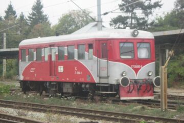 Mașina a intrat în coliziune cu un astfel de automotor