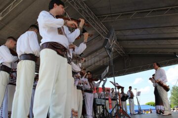 Nicolae Botgros și „Lăutarii” de la Chișinău au fermecat publicul sucevean