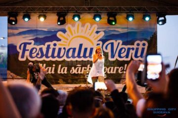 Zeci de mii de suceveni au petrecut la Festivalul Verii, în parcarea Shopping City Suceava
