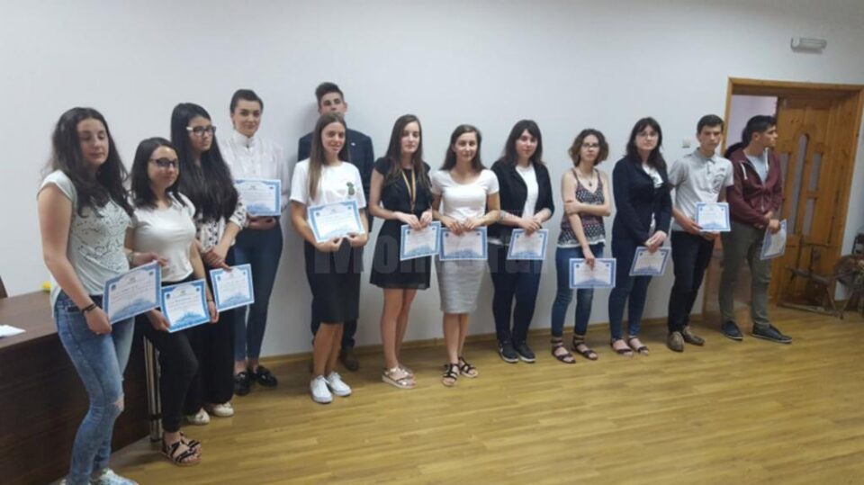 Elevii merituoși de la Colegiul de Industrie Alimentară Suceava au fost răsplătiți
