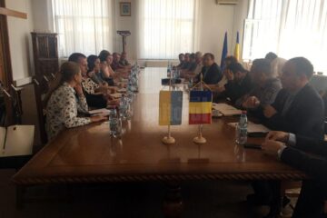 Reprezentanții căilor ferate din România și din Ucraina au avut noi runde de discuții, în Vama Siret, în prezența președintelui Consiliului Județean Suceava, Gheorghe Flutur
