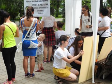 Campanie antidrog „În primul rând, ASCULTĂ”