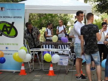 Campanie antidrog „În primul rând, ASCULTĂ”