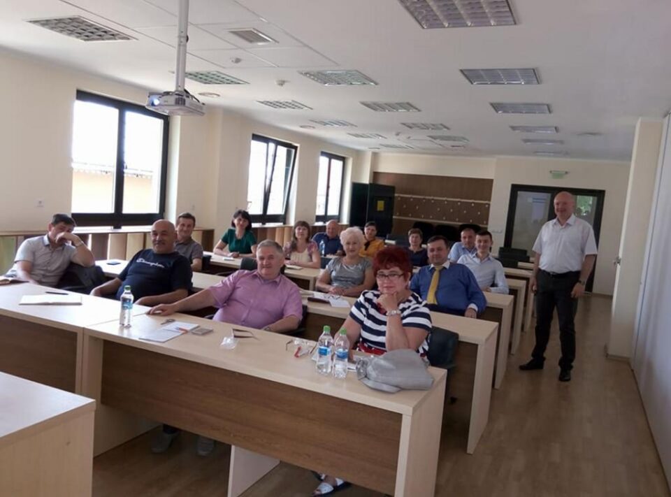 Stagiu de formare pentru profesori din nordul Bucovinei (Ucraina), susținut de cadre ale USV