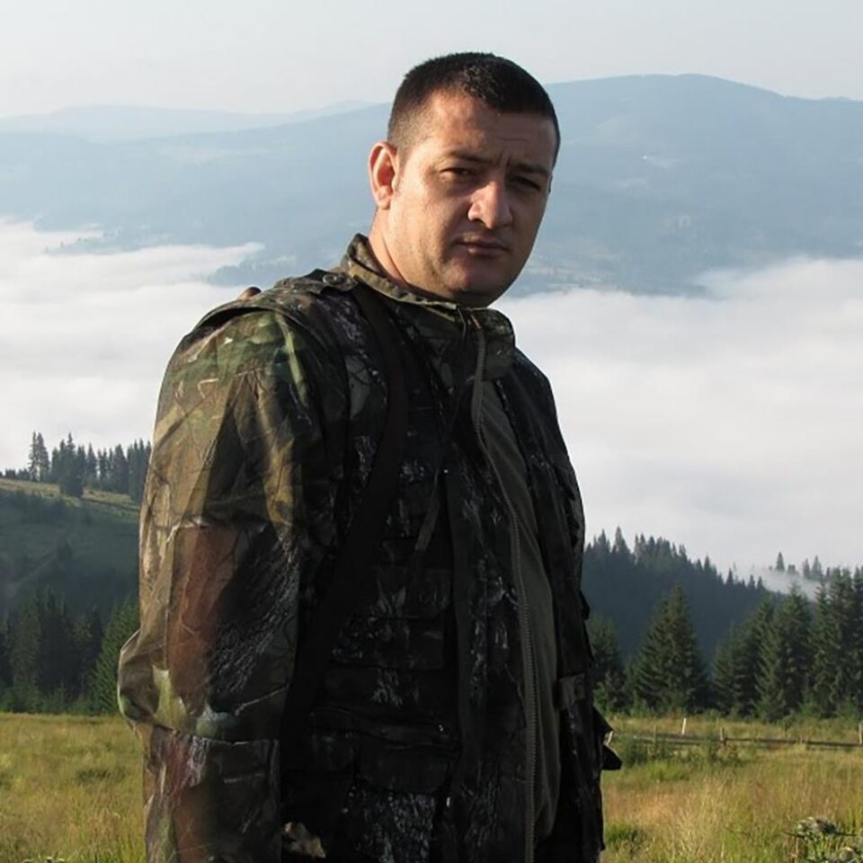 Principalul inculpat, Gheorghe Claudiu Racz, a fost condamnat la 2 ani și 6 luni de închisoare