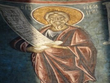 Razele proiectate de soare în Biserica Pătrăuți reconstituie drumul de la Nașterea la Învierea lui Iisus