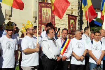 Gheorghe Flutur, George Coroamă și Dumitru Mihalescul, la ceremonia de la Putna
