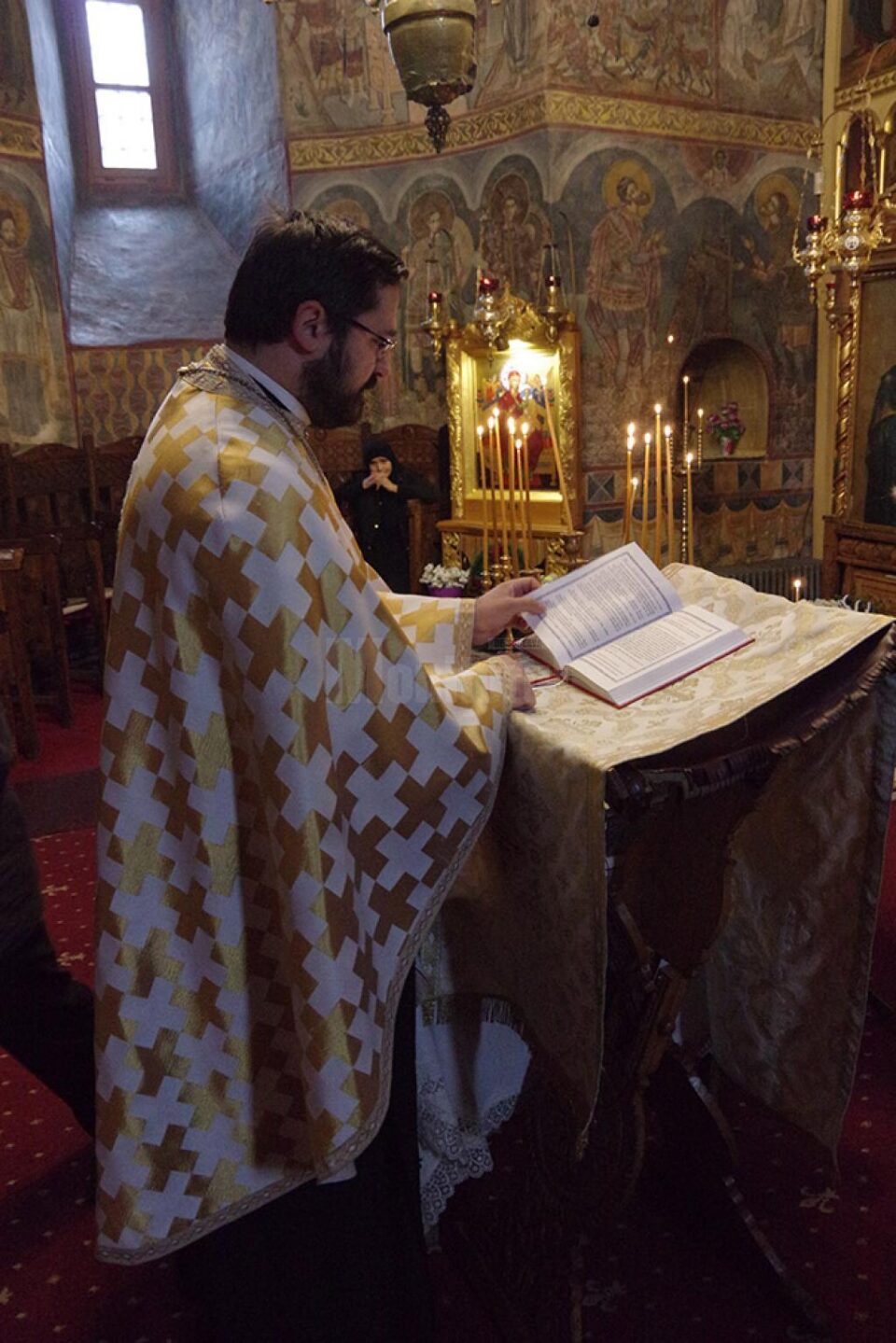 Sărbătorile nu sunt zile de trândăvire, ci de mulțumire adusă lui Dumnezeu Sărbătorile nu sunt zile de trândăvire, ci de mulțumire adusă lui Dumnezeu