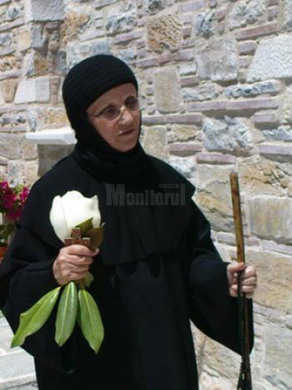 Fiecare om pe lângă care trecem este o minune irepetabilă