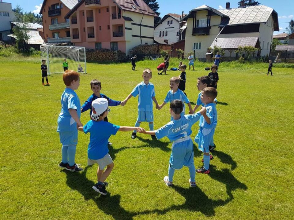 La competiția de la Vatra Dornei au participat peste 400 de copii