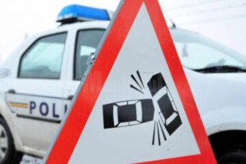 Patru mașini au fost implicate într-o coliziune în lanț