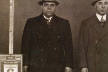 Eric Frattini: „Mafia S.A. 100 de ani de Cosa Nostra”
