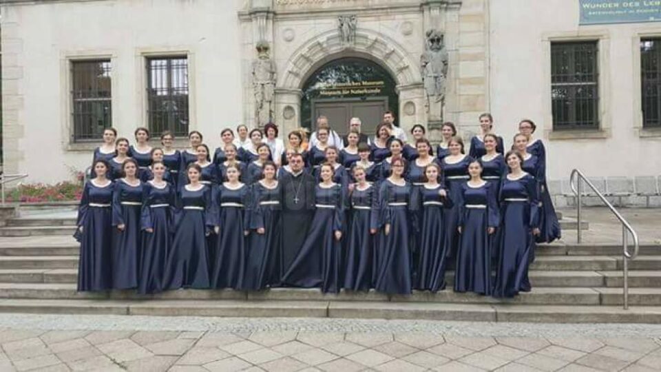 Corala ”Ciprian Porumbescu” a Colegiului ”Ștefan cel Mare”