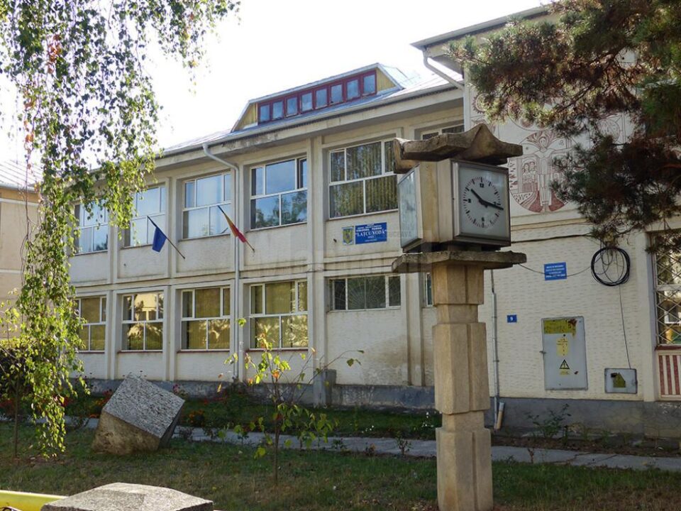 Un proiect realizat de Colegiul Tehnic „Lațcu Vodă” Siret propune soluții pentru învățământul profesional