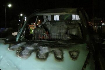 Dupa impact, masina a luat foc. foto: Ziarul de Vrancea