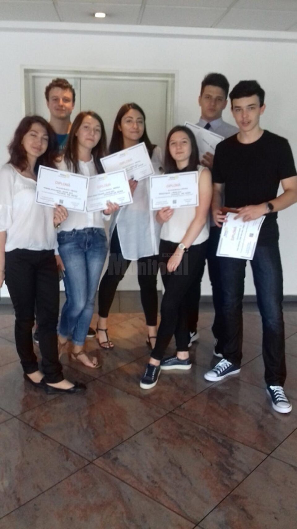 Marele premiu și mențiune la un concurs de inovație tehnică și IT, pentru Colegiul „Petru Rareș”