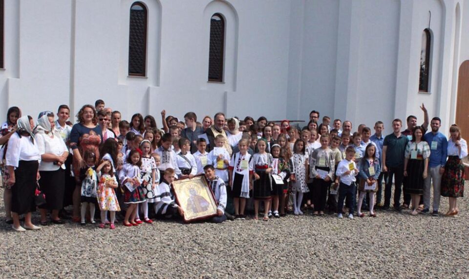 Circa 120 de copii au participat la Tabăra de vară „Suflet bucovinean”, ediția I, la Vicovu de Sus