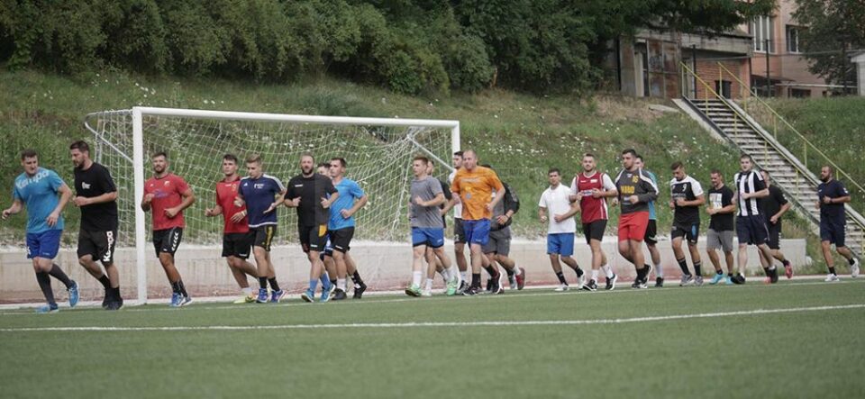 Handbaliștii s-au reunit ieri pe terenul sintetic de la Liceul cu Programul Sportiv