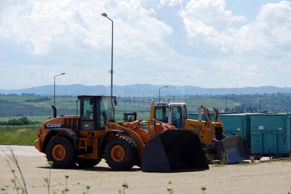 Utilajele de la groapa ecologică de la Moara sunt ieșite din garanție