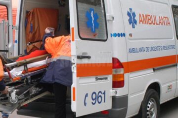 Echipajul de ambulanță ajuns la fața locului a constatat decesul fetei
