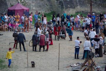 Trupe din mai multe țări vor participa la Festivalul Medieval din Suceava
