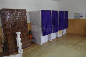 Școlile se deschid doar la alegeri