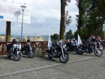 Bicicliștii și motocicliștii au deschis ediția de anul acesta a programului „Pelerin în Bucovina”