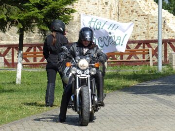 Bicicliștii și motocicliștii au deschis ediția de anul acesta a programului „Pelerin în Bucovina”