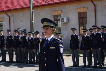 O tânără din Vicovu de Jos este șefă de promoție a Școlii Agenților Poliției de Frontieră Oradea